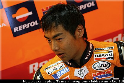 motogp_aoyama_46_pays_bas_assen_2011.jpg