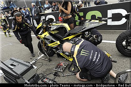motogp_bridgestone_3_pays_bas_assen_2011.jpg