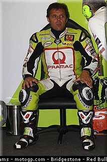 motogp_capirossi_10_pays_bas_assen_2011.jpg