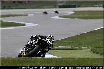 motogp_crutchlow_22_pays_bas_assen_2011.jpg