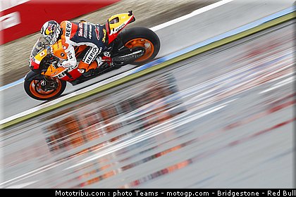motogp_dovizioso_05_pays_bas_assen_2011.jpg