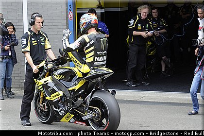 motogp_edwards_14_pays_bas_assen_2011.jpg