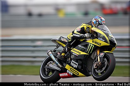motogp_edwards_15_pays_bas_assen_2011.jpg