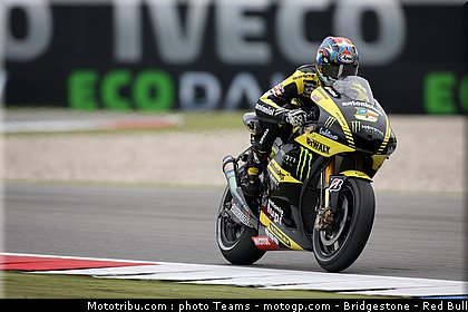 motogp_edwards_17_pays_bas_assen_2011.jpg