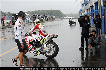 motogp_elias_05_pays_bas_assen_2011.jpg