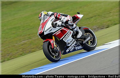 motogp_lorenzo_06_pays_bas_assen_2011.jpg