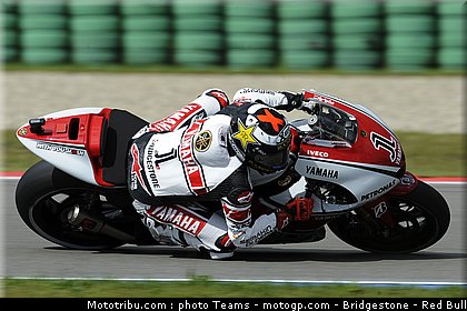 motogp_lorenzo_08_pays_bas_assen_2011.jpg