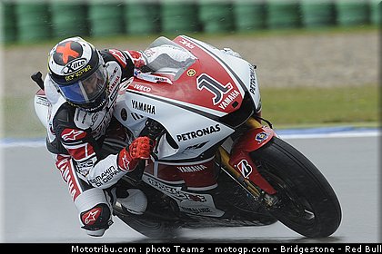motogp_lorenzo_13_pays_bas_assen_2011.jpg