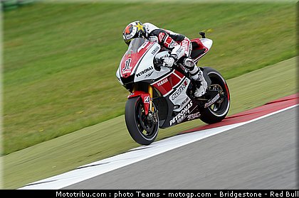 motogp_lorenzo_19_pays_bas_assen_2011.jpg