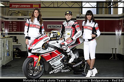 motogp_pitbabes_39_pays_bas_assen_2011.jpg