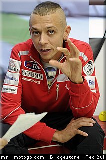 motogp_rossi_05_pays_bas_assen_2011.JPG