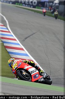 motogp_rossi_08_pays_bas_assen_2011.JPG