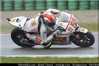 motogp_simoncelli_11_pays_bas_assen_2011.jpg