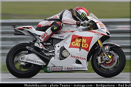 motogp_simoncelli_12_pays_bas_assen_2011.jpg