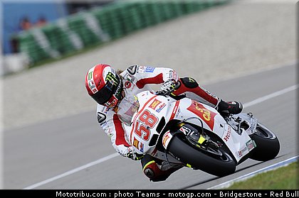 motogp_simoncelli_35_pays_bas_assen_2011.jpg