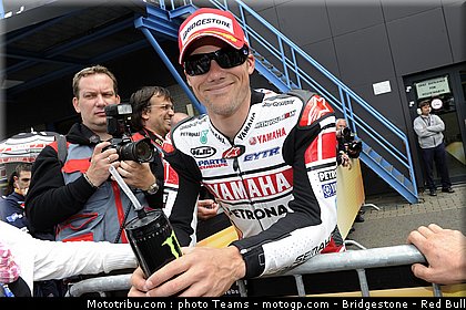 motogp_spies_07_pays_bas_assen_2011.jpg