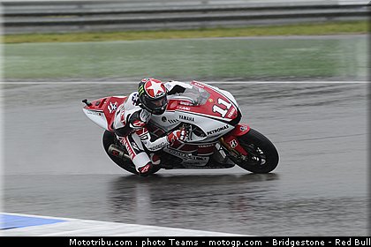 motogp_spies_12_pays_bas_assen_2011.jpg