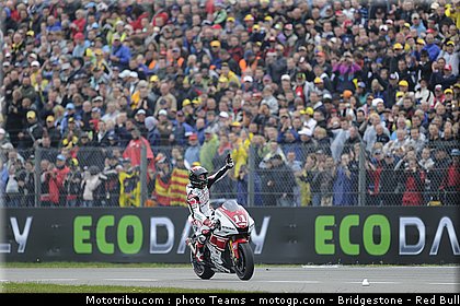 motogp_spies_19_pays_bas_assen_2011.jpg