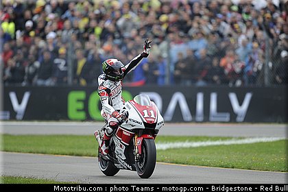motogp_spies_20_pays_bas_assen_2011.jpg