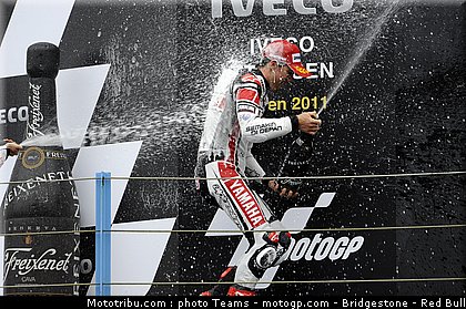 motogp_spies_24_pays_bas_assen_2011.jpg