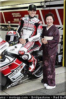 motogp_spies_25_pays_bas_assen_2011.jpg