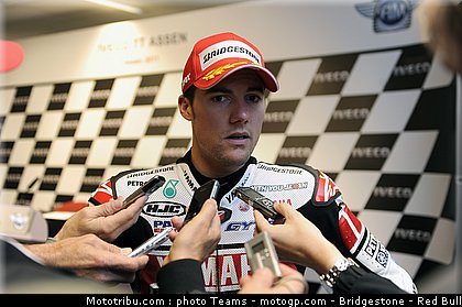 motogp_spies_27_pays_bas_assen_2011.jpg