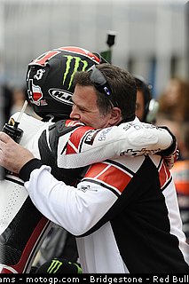motogp_spies_31_pays_bas_assen_2011.jpg