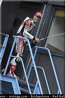 motogp_spies_37_pays_bas_assen_2011.jpg