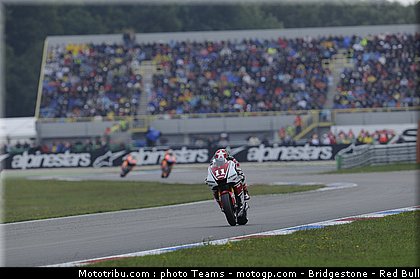 motogp_spies_39_pays_bas_assen_2011.jpg