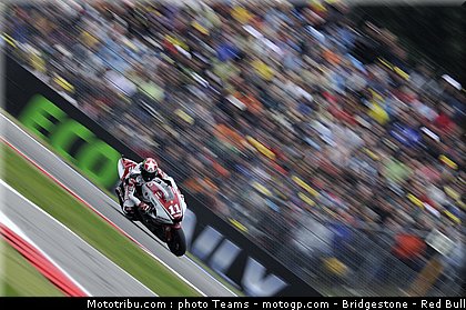 motogp_spies_41_pays_bas_assen_2011.jpg