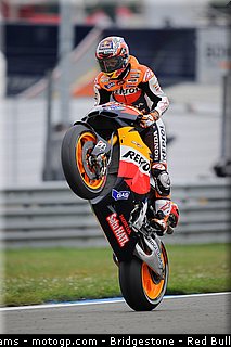 motogp_stoner_22_pays_bas_assen_2011.jpg