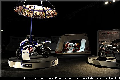 motogp_yamaha_cinquantenaire_08_pays_bas_assen_2011.jpg