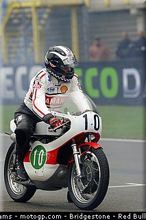motogp_yamaha_cinquantenaire_20_pays_bas_assen_2011.jpg