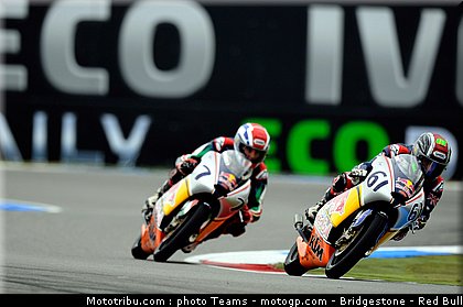 red_bull_rookies_cup_004_pays_bas_assen_2011.jpg