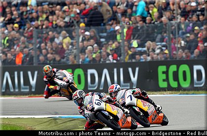red_bull_rookies_cup_017_pays_bas_assen_2011.jpg