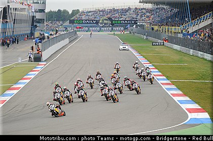 red_bull_rookies_cup_020_pays_bas_assen_2011.jpg