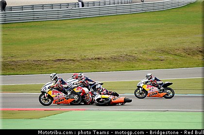 red_bull_rookies_cup_021_pays_bas_assen_2011.jpg