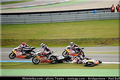 red_bull_rookies_cup_022_pays_bas_assen_2011.jpg