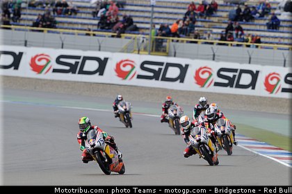 red_bull_rookies_cup_026_pays_bas_assen_2011.jpg