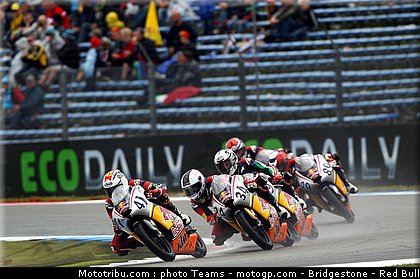red_bull_rookies_cup_042_pays_bas_assen_2011.jpg