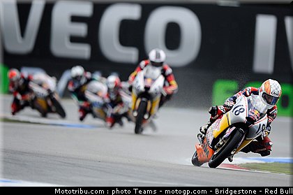 red_bull_rookies_cup_flitroft_3_pays_bas_assen_2011.jpg
