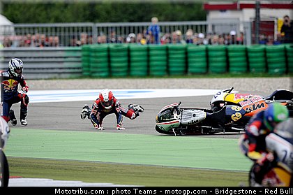 red_bull_rookies_cup_orellana_pays_bas_assen_2011.jpg