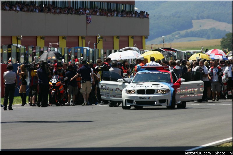 moto2_0001_italie_mugello_2011