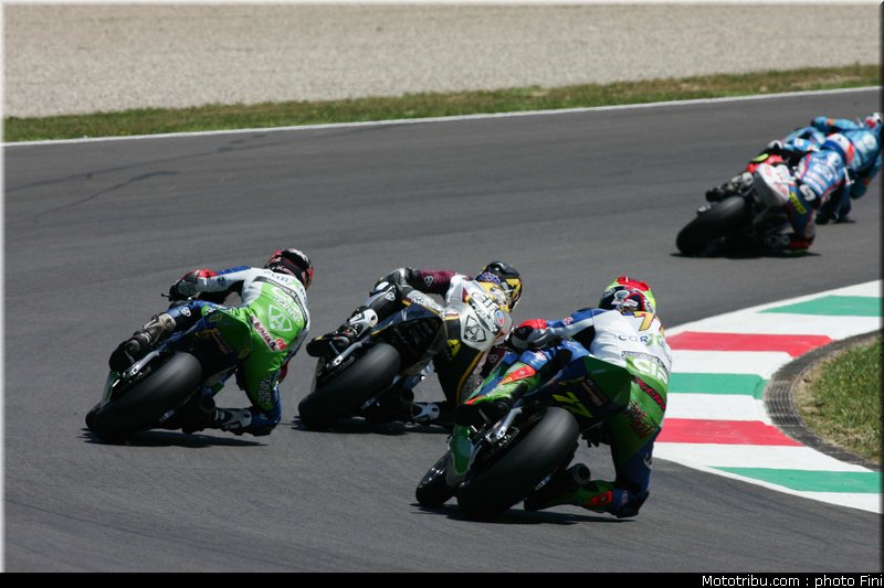 moto2_0012_italie_mugello_2011