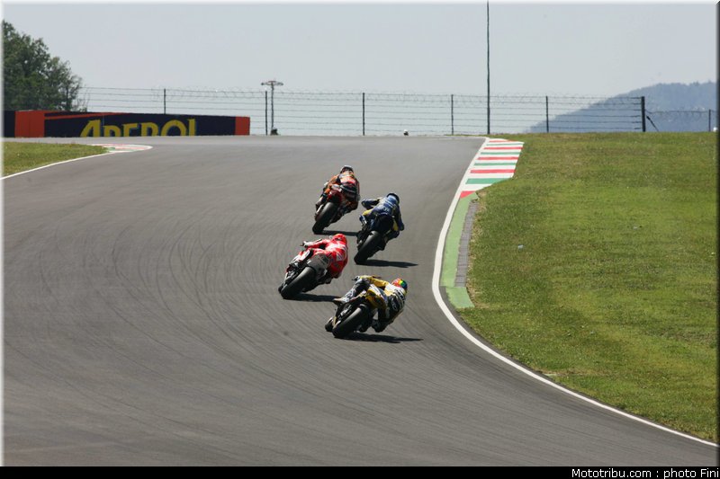 moto2_0015_italie_mugello_2011