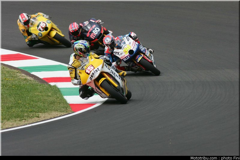 moto2_0026_italie_mugello_2011