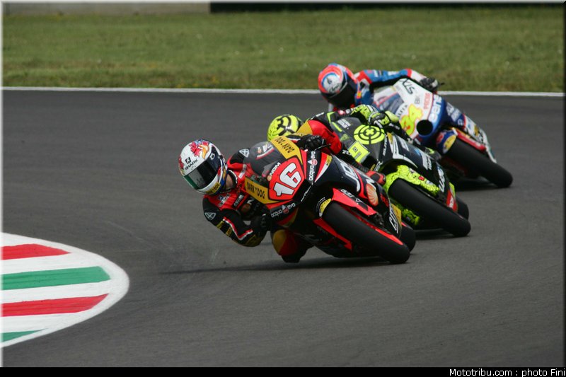 moto2_0032_italie_mugello_2011
