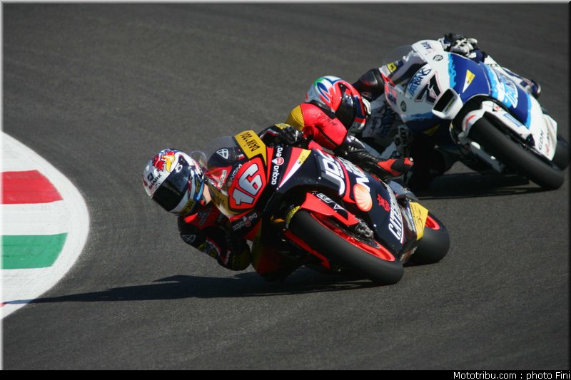 moto2_0034_italie_mugello_2011