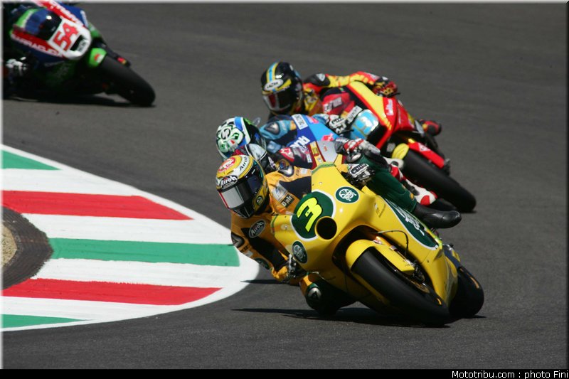 moto2_0038_italie_mugello_2011