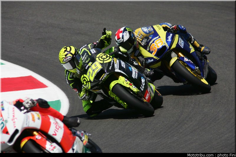 moto2_0044_italie_mugello_2011